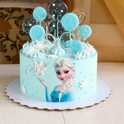 Beautifull Elsa cake