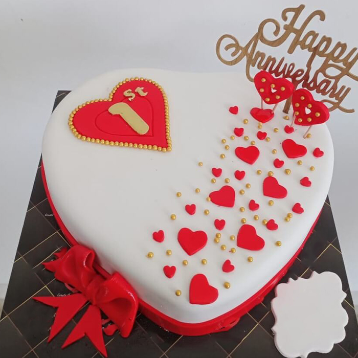 1st Anniversary Cakes With Red Hearts
