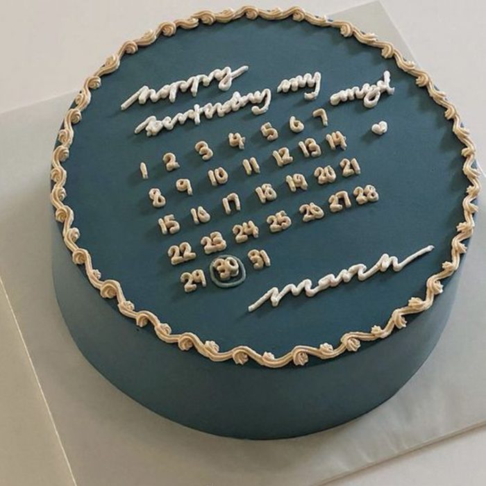 birtday calendar cake