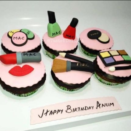 makeup theme cupcakes