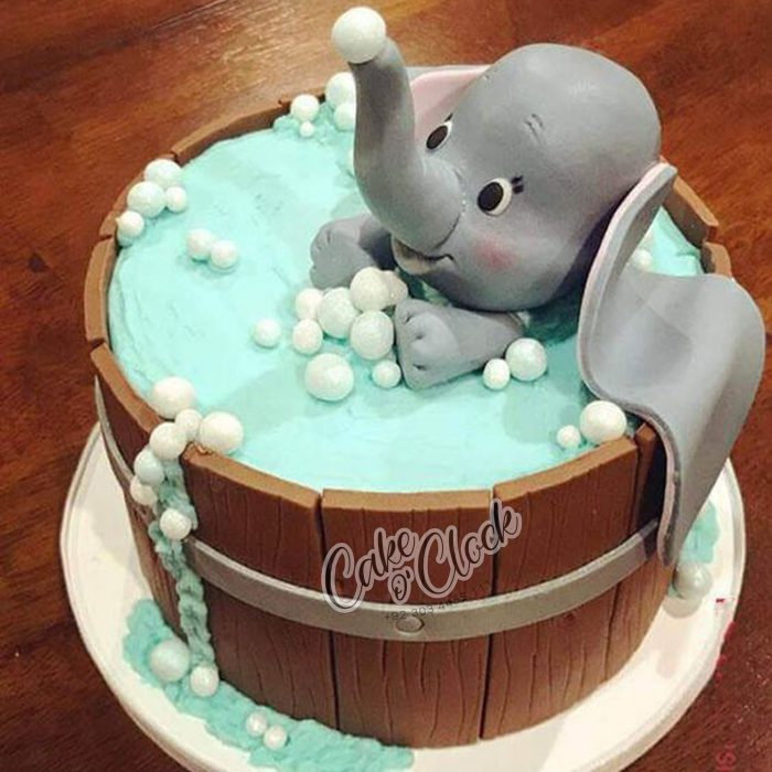 Dumbo Theme Cake