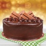 kitkat cake