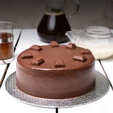 dairy-milk-cake-jalal-sons